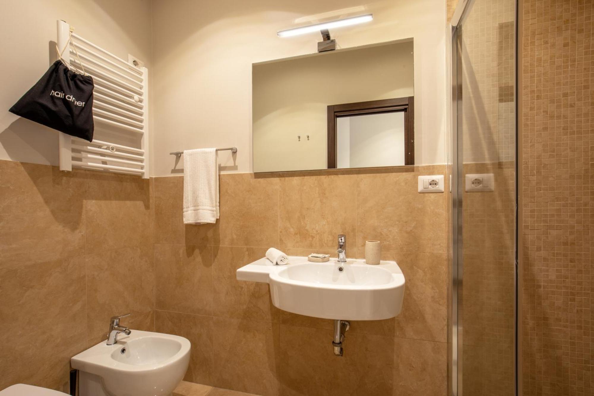 Daplace - Hotel Gran Torino Suites — Foto 1